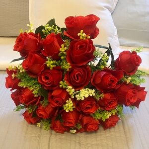 1pc Elegant 24 Head Artificial Rose Bouquet w/Greenery - NWOT